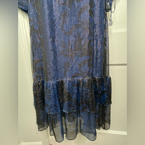 LA PLAGE Elegant Blue and Silver Sheer Dress - Picture 8 of 11